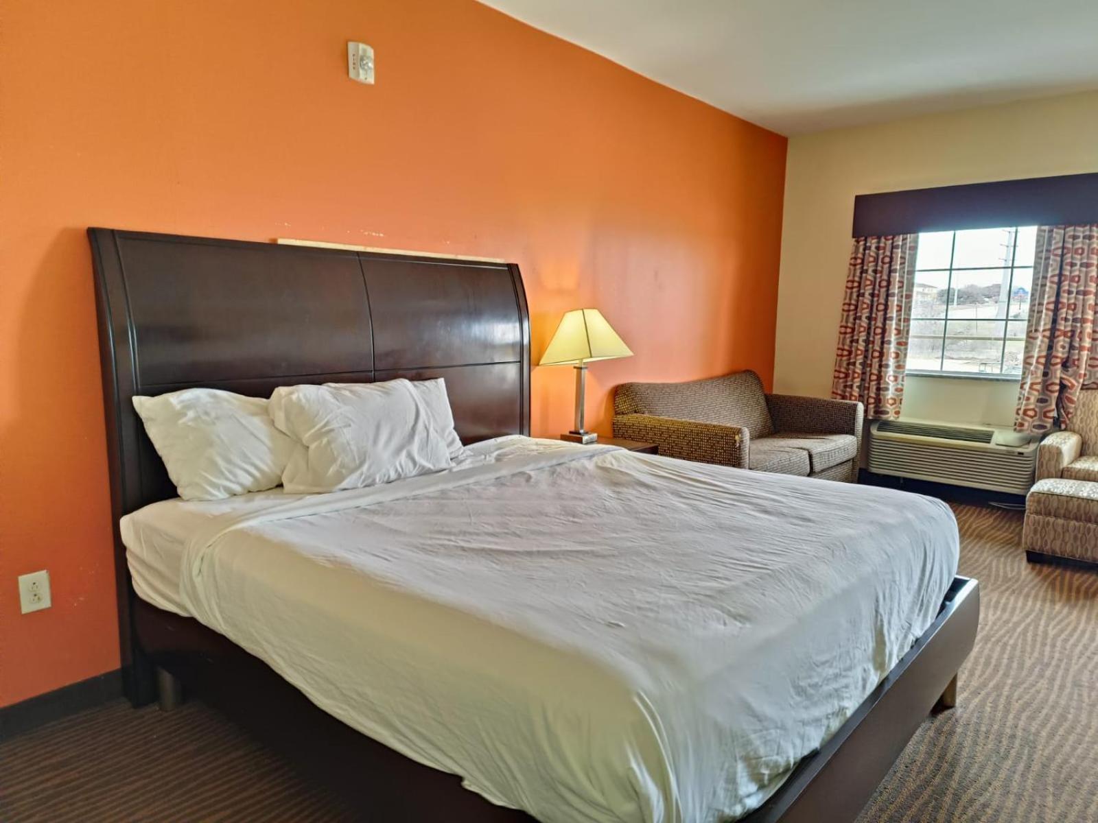 Westwood Inn By Oyo Gonzales Tx Екстер'єр фото